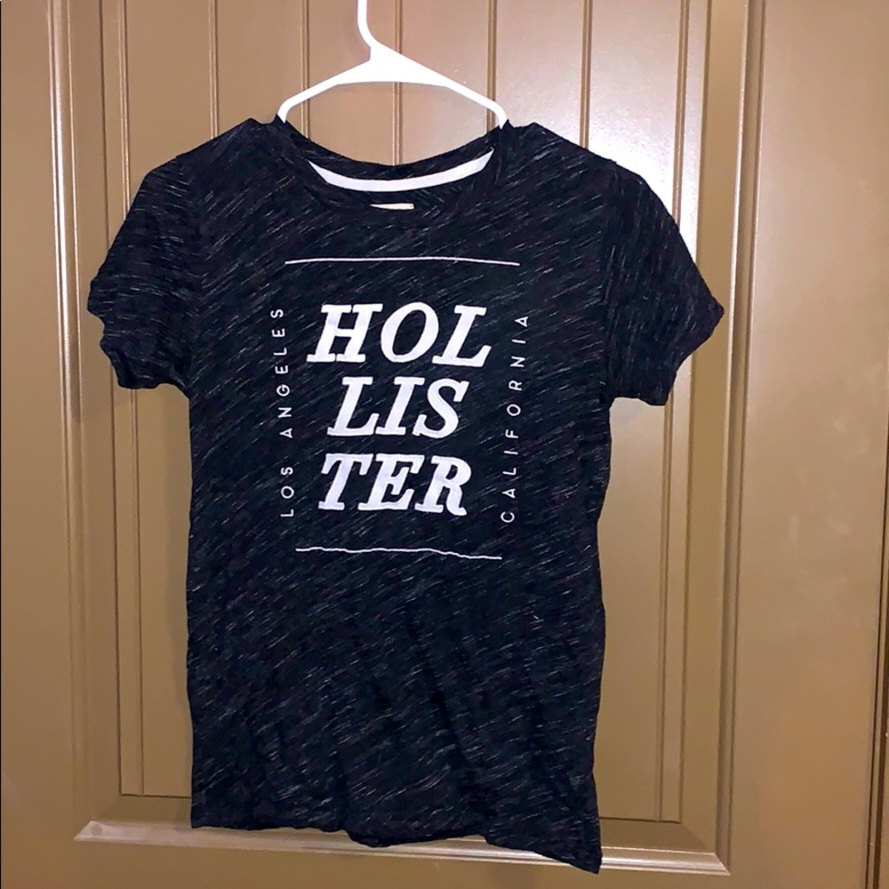 hollister tee